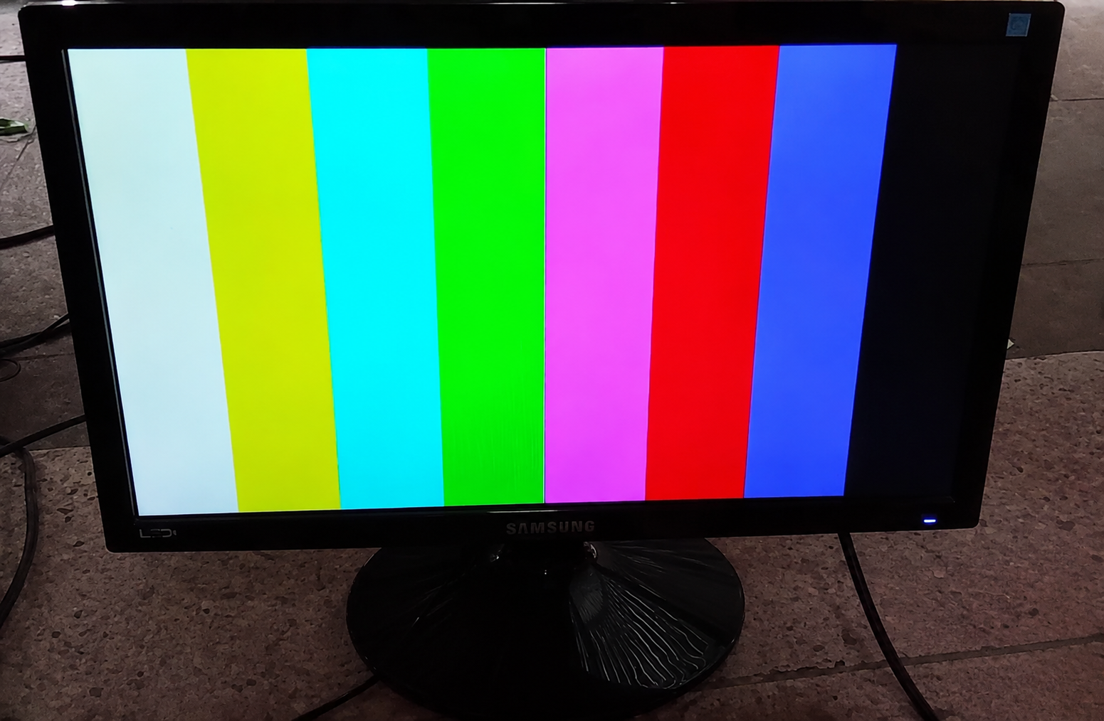 Samsung S19B150N 19-inch LED desktop computer monitor – Pre-Owned with 1366 × 768 HD resolution for office, home and business use in Lusaka, Zambia.